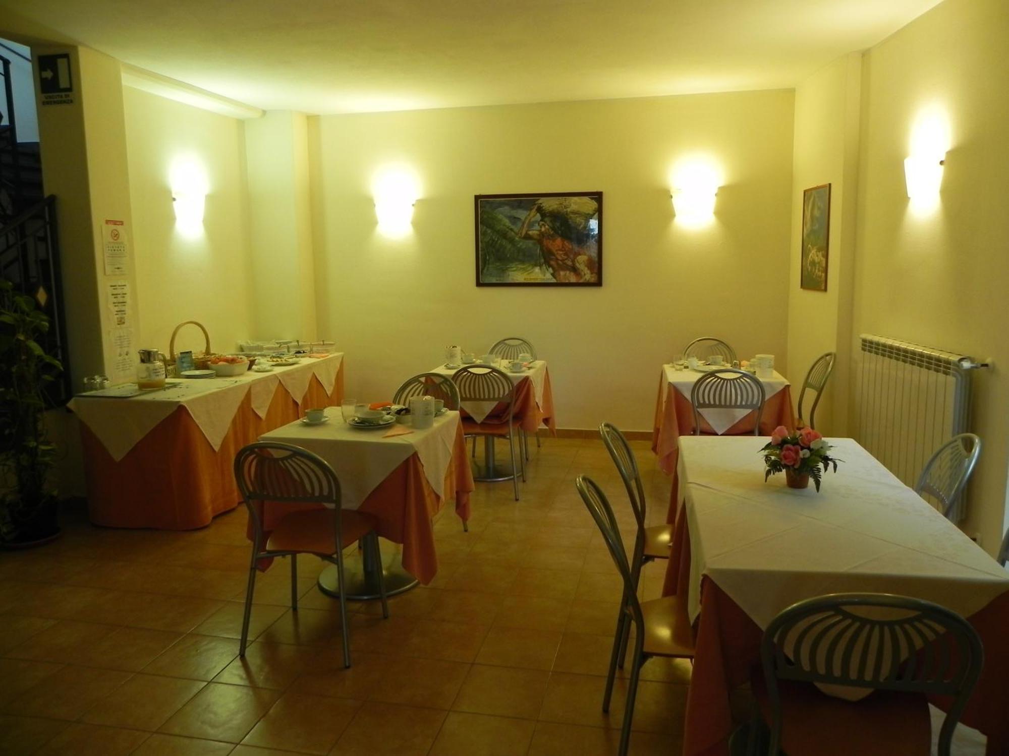 Hotel Il Saraceno Volastra Luaran gambar
